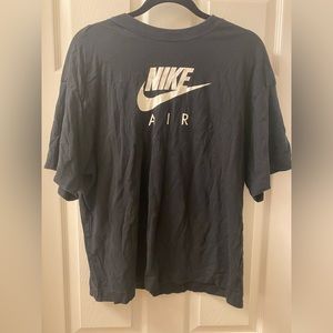 Like new! Nike workout tee